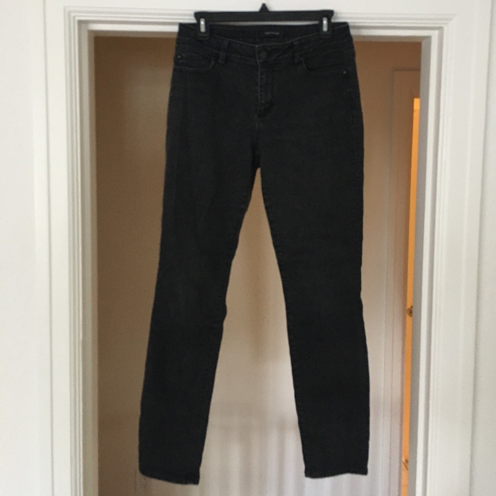 Ann Taylor “The Skinny” curvy fit sz 8